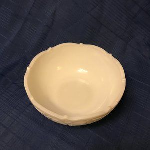 VTG McKee White Milk Glass Serving Bowl